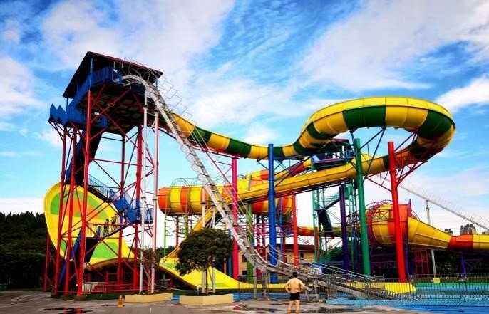 Big Skateboard Slide
