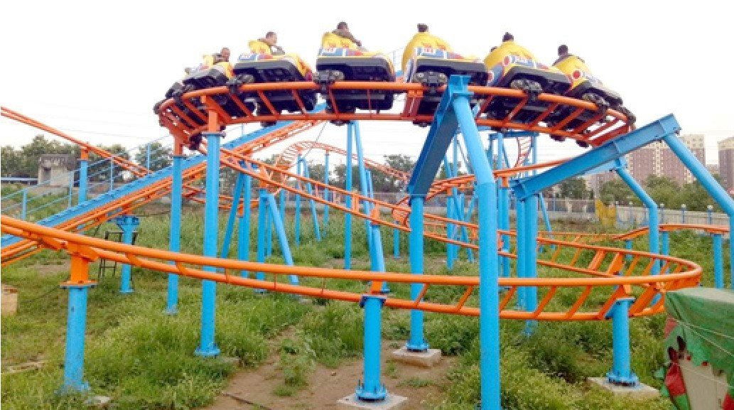 Family Roller Coaster Compact
